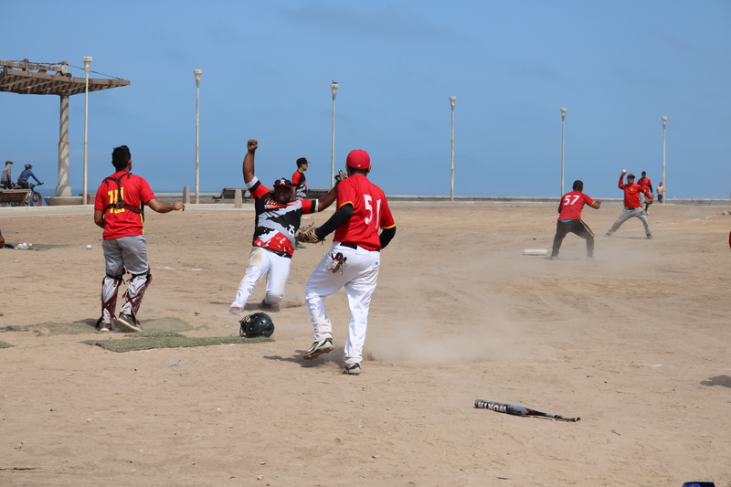 Illustration for article titled When Your Country Is On Fire, There's Always Softball